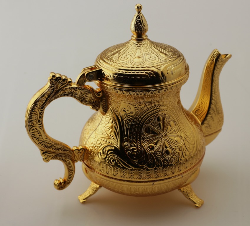 Чайник металлический декоративный "Султан", цвет золото